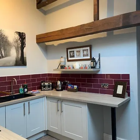 Apartment 3b The Carriage House 6m Village Location York